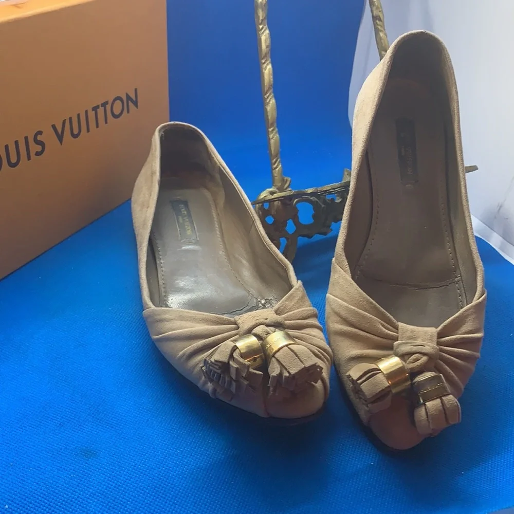Louis Vuitton MA0141‎ Suede Flat Pumps 34.5 Ladies Beige